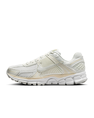 Nike Zoom Vomero 5 Women's Shoes with Reflective Design Accents